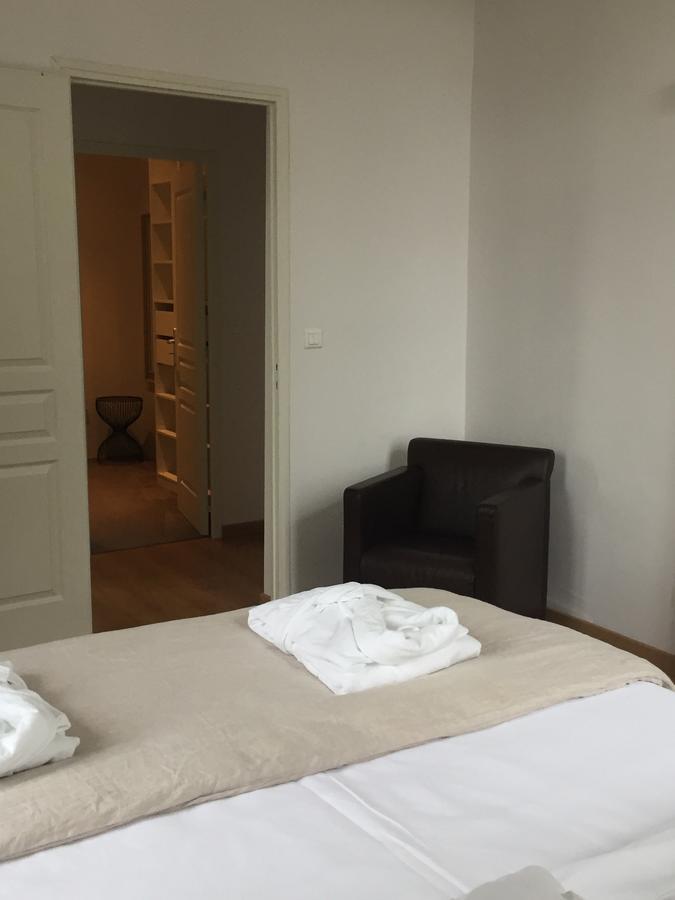 Mas De Mariette Bed & Breakfast Noves ภายนอก รูปภาพ
